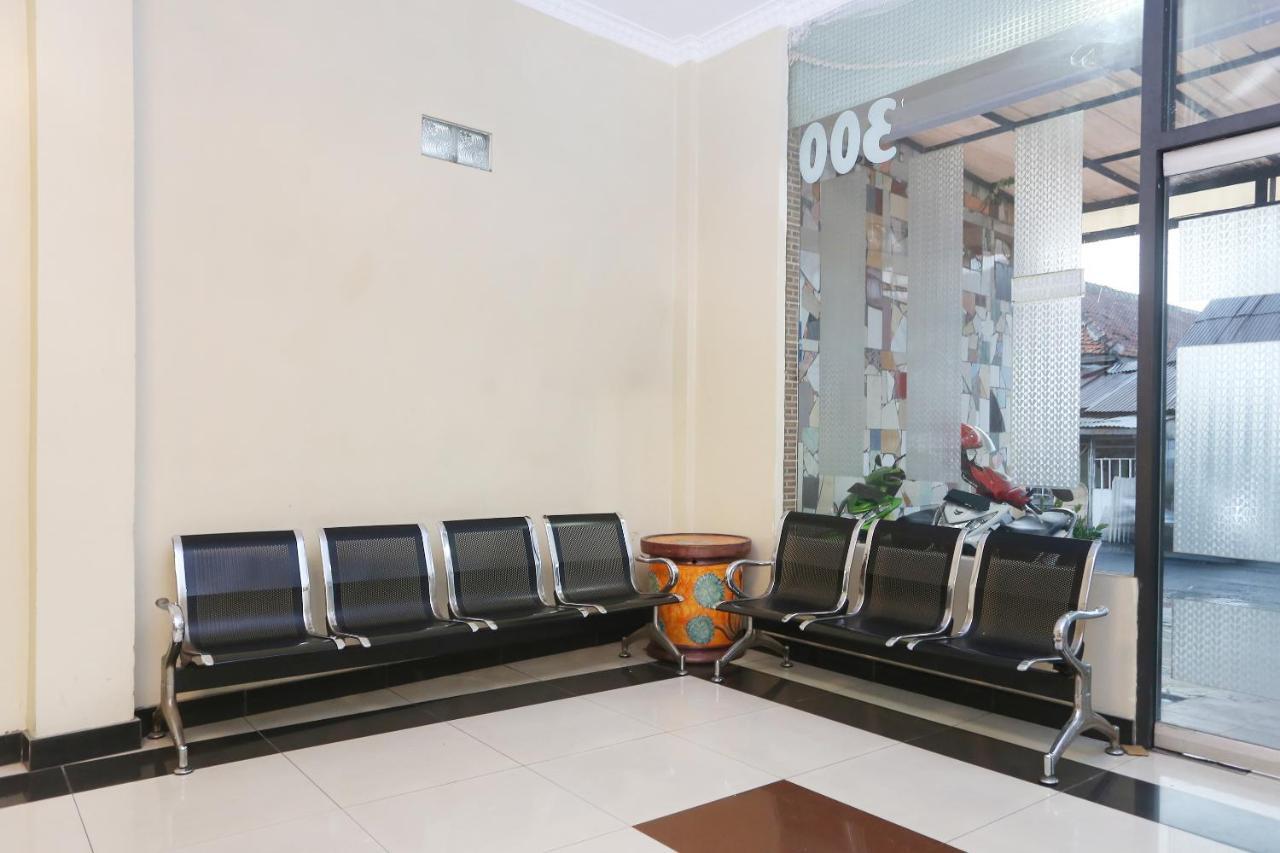 Spot On 2358 Aster Homestay Melati Екстериор снимка