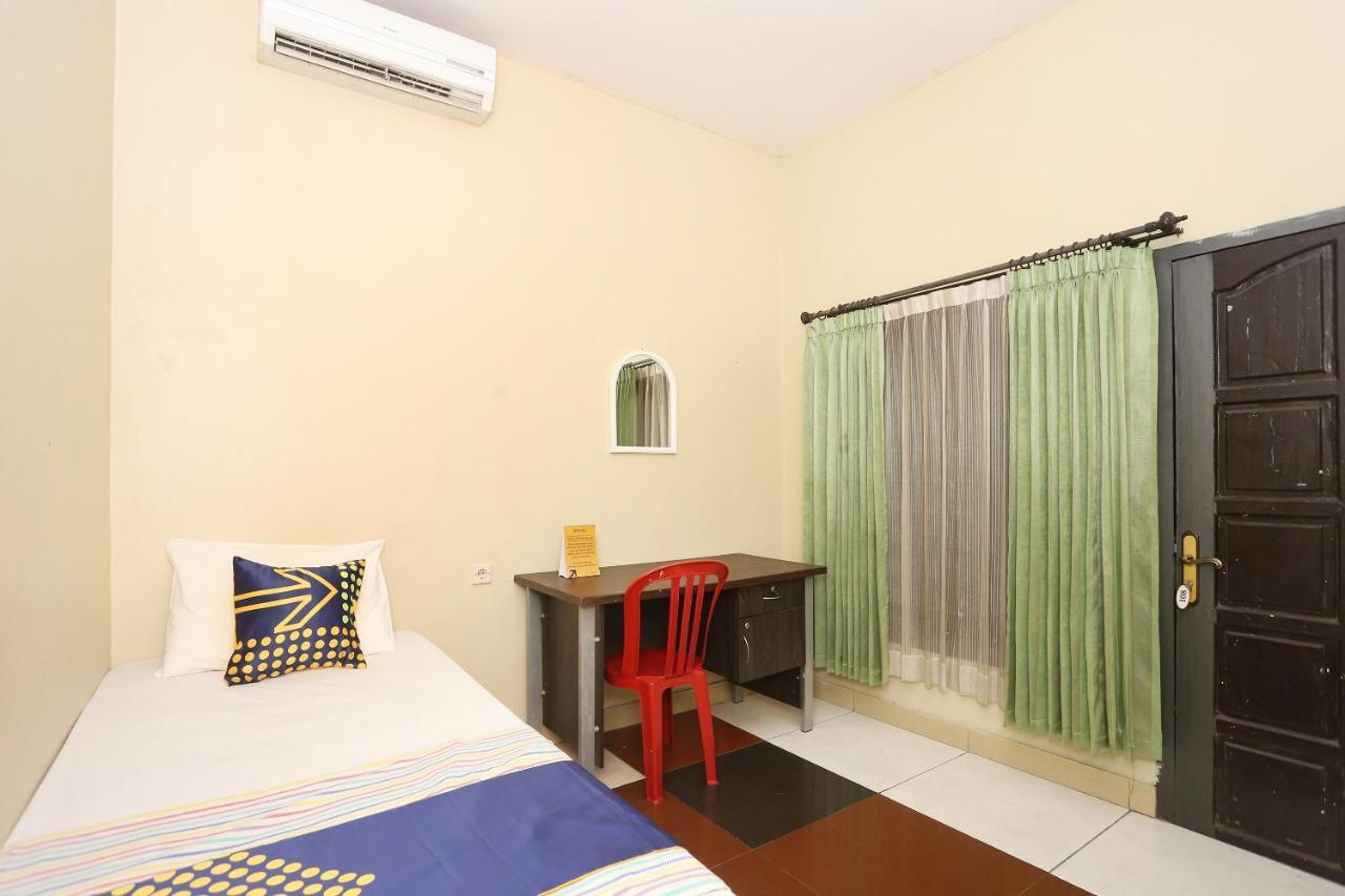 Spot On 2358 Aster Homestay Melati Екстериор снимка